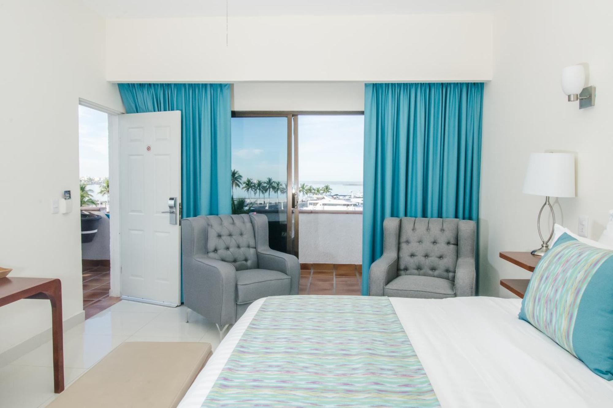 The Westmarine Waterfront Hotel La Paz Esterno foto