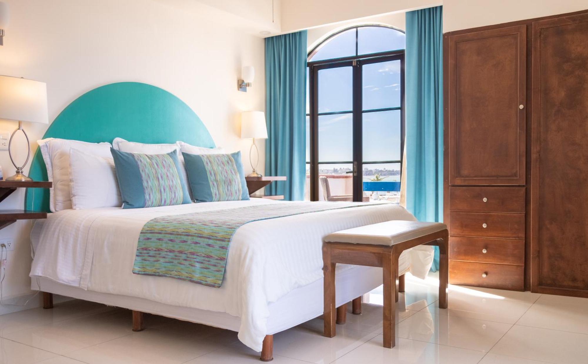 The Westmarine Waterfront Hotel La Paz Esterno foto