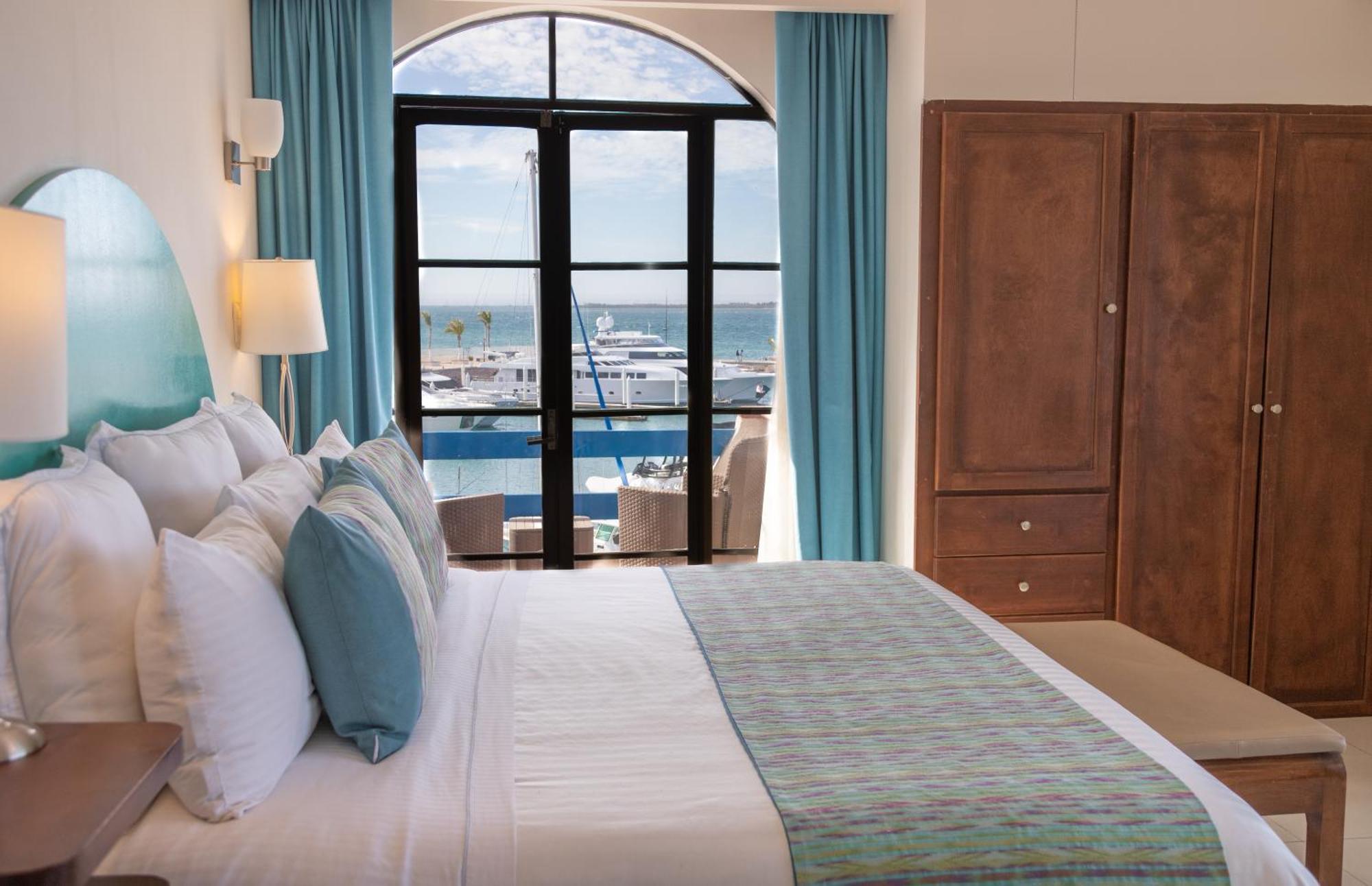 The Westmarine Waterfront Hotel La Paz Esterno foto