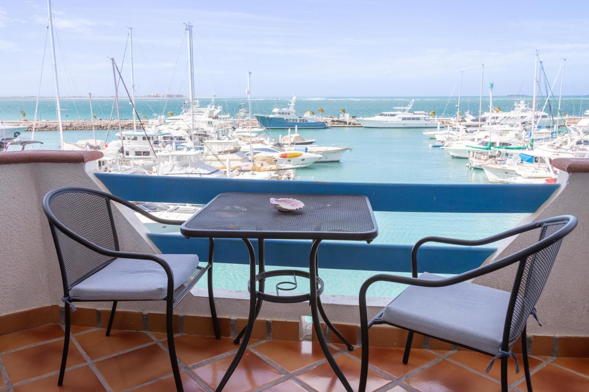 The Westmarine Waterfront Hotel La Paz Esterno foto