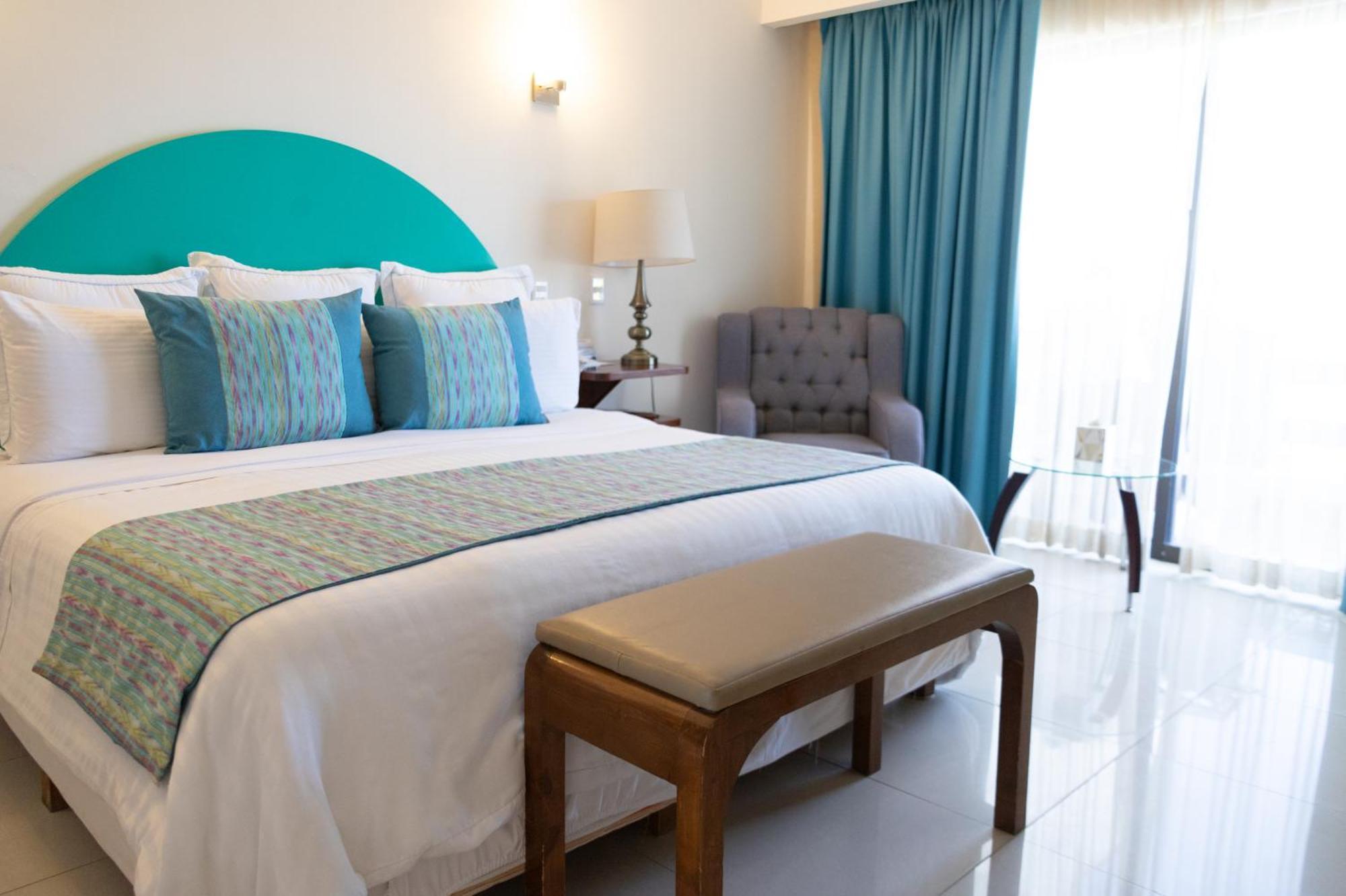 The Westmarine Waterfront Hotel La Paz Esterno foto