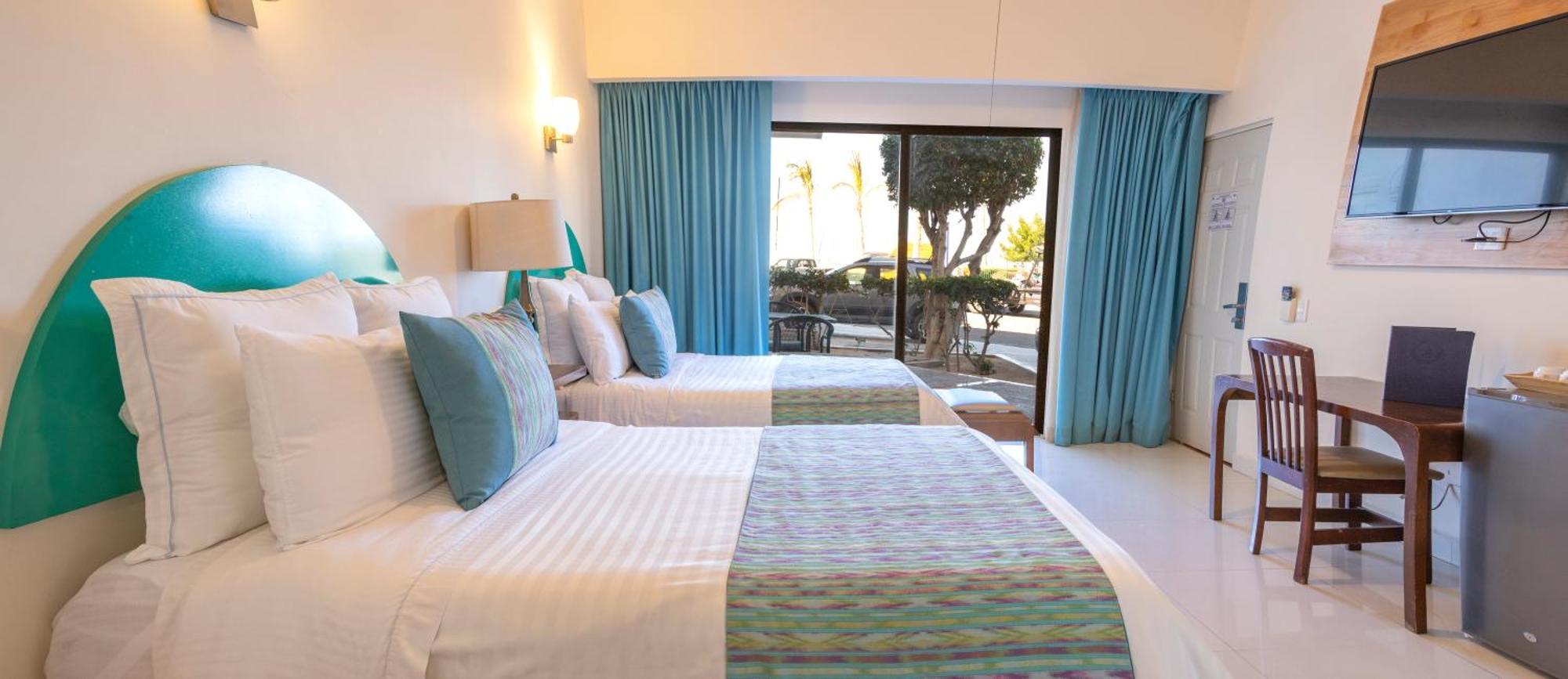 The Westmarine Waterfront Hotel La Paz Esterno foto