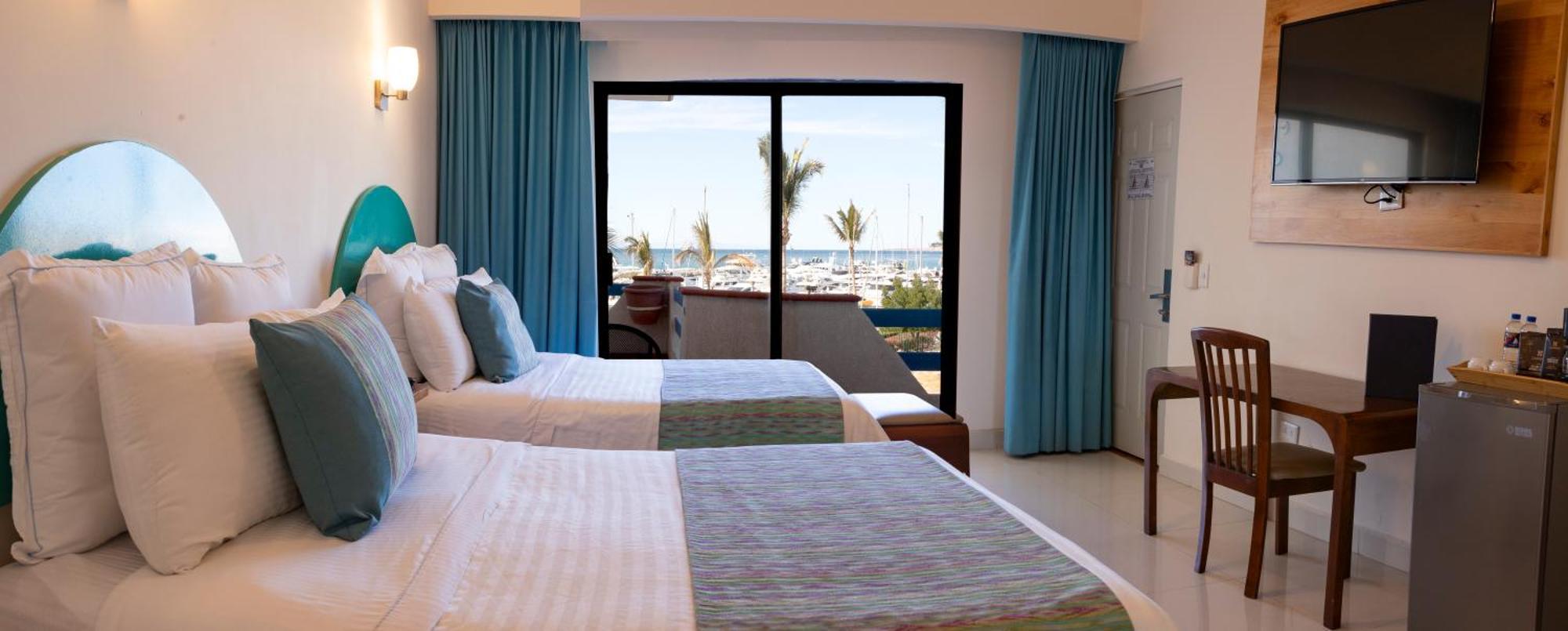 The Westmarine Waterfront Hotel La Paz Esterno foto